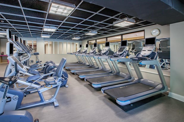 Images Crowne Plaza Louisville Airport Expo Ctr by IHG