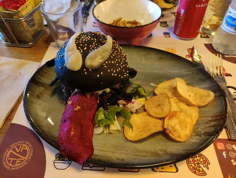 Ovante - Hamburguesería Y Tapas En Barcelona
