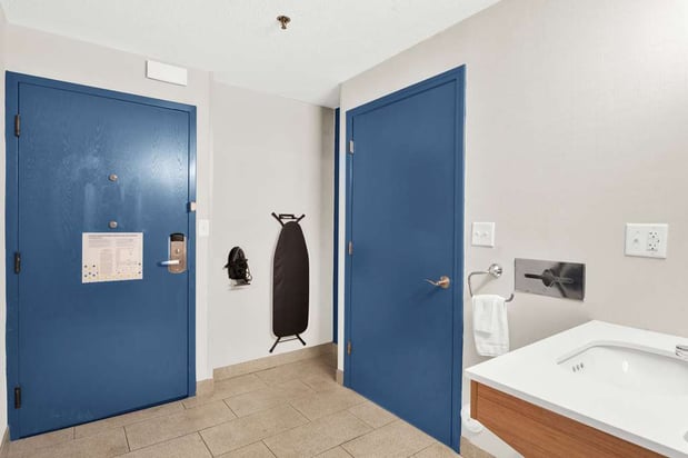 Images Spark by Hilton Plymouth