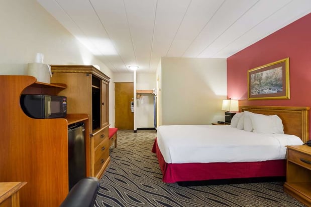 Images Best Western Braddock Inn