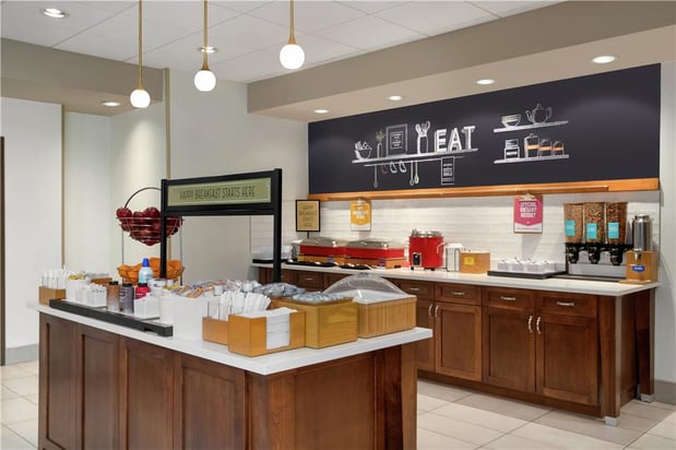 Images Hampton Inn & Suites Tampa Busch Gardens Area