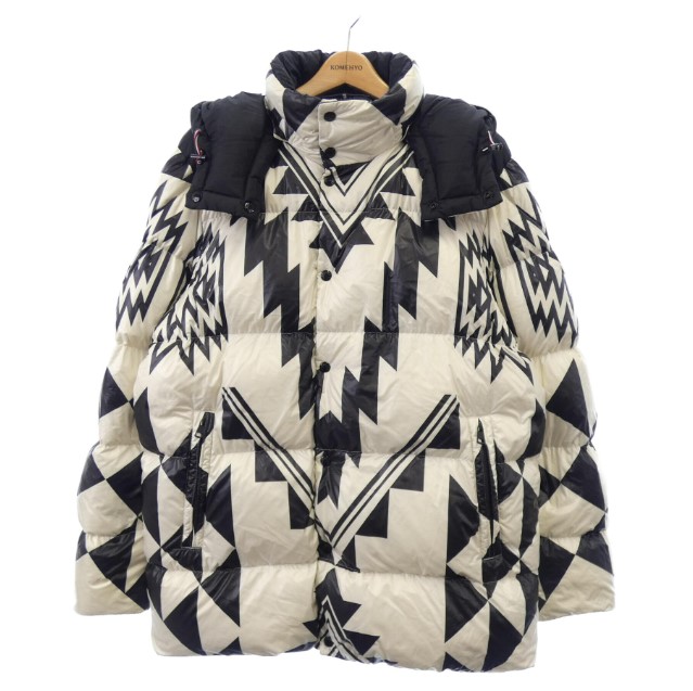 モンクレール MONCLER ダウンジャケット