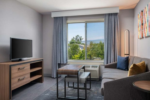 Images Homewood Suites by Hilton Medford