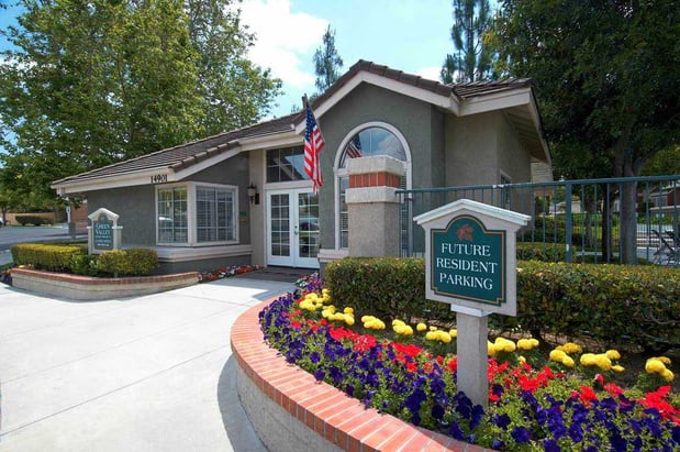 Images Green Valley Apartments