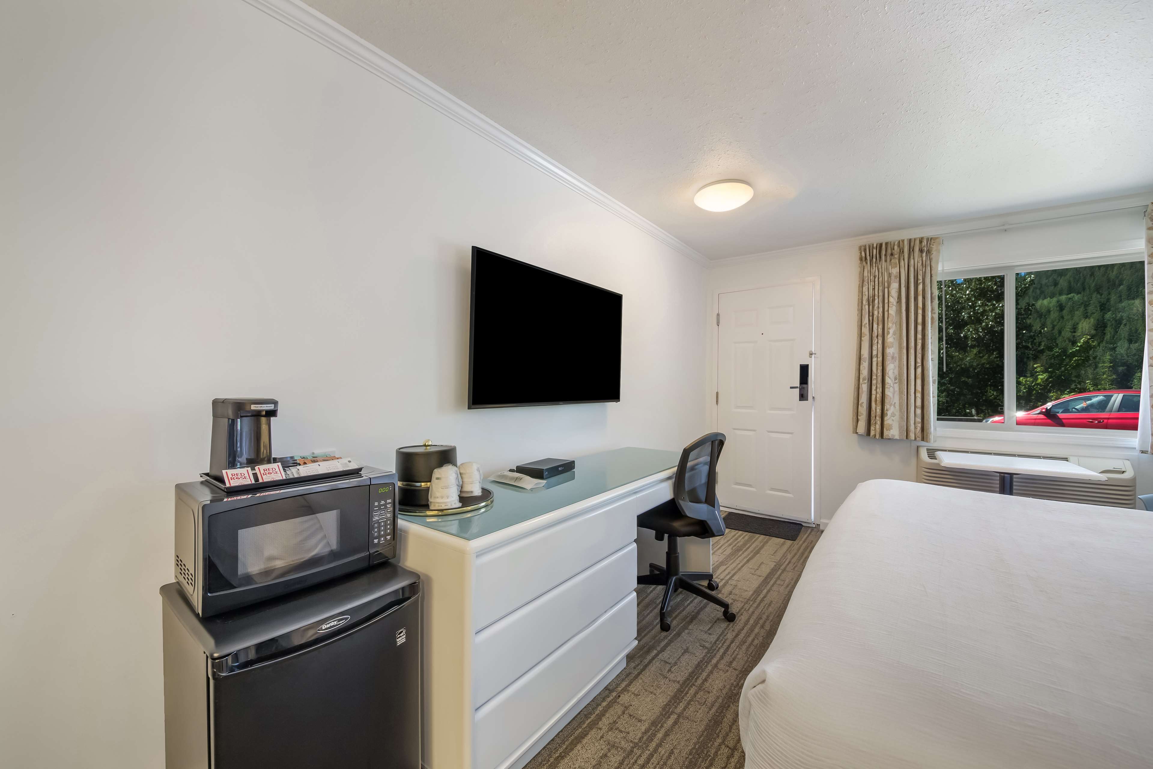 Images SureStay By Best Western Rossland Red Mountain