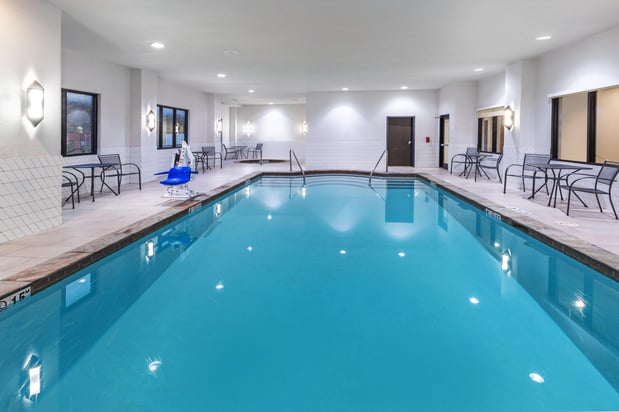 Images Holiday Inn & Suites Tulsa South by IHG