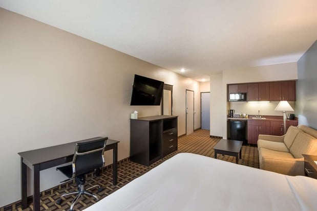 Images SureStay Plus by Best Western Coralville Iowa City