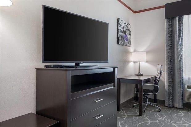Images Best Western Limestone Inn & Suites