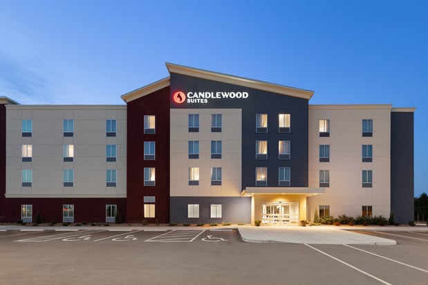 Images Candlewood Suites McPherson by IHG