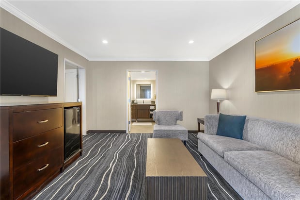 Images Best Western Plus Carriage Inn