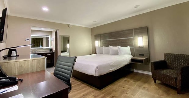 Images SureStay by Best Western Santa Cruz