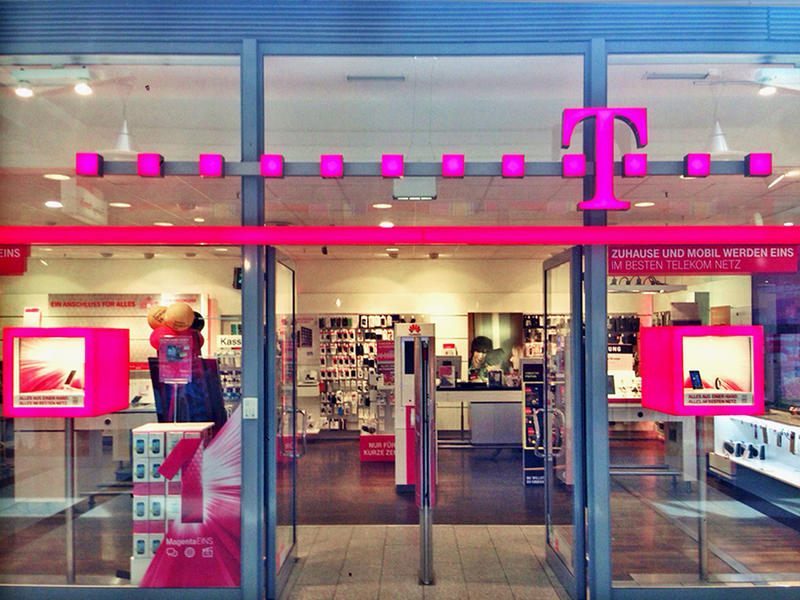 Telekom Shop - Geschlossen, Wiener Platz 1 in Köln