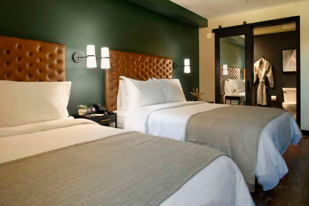 Images The Lloyd Stamford, Tapestry Collection by Hilton