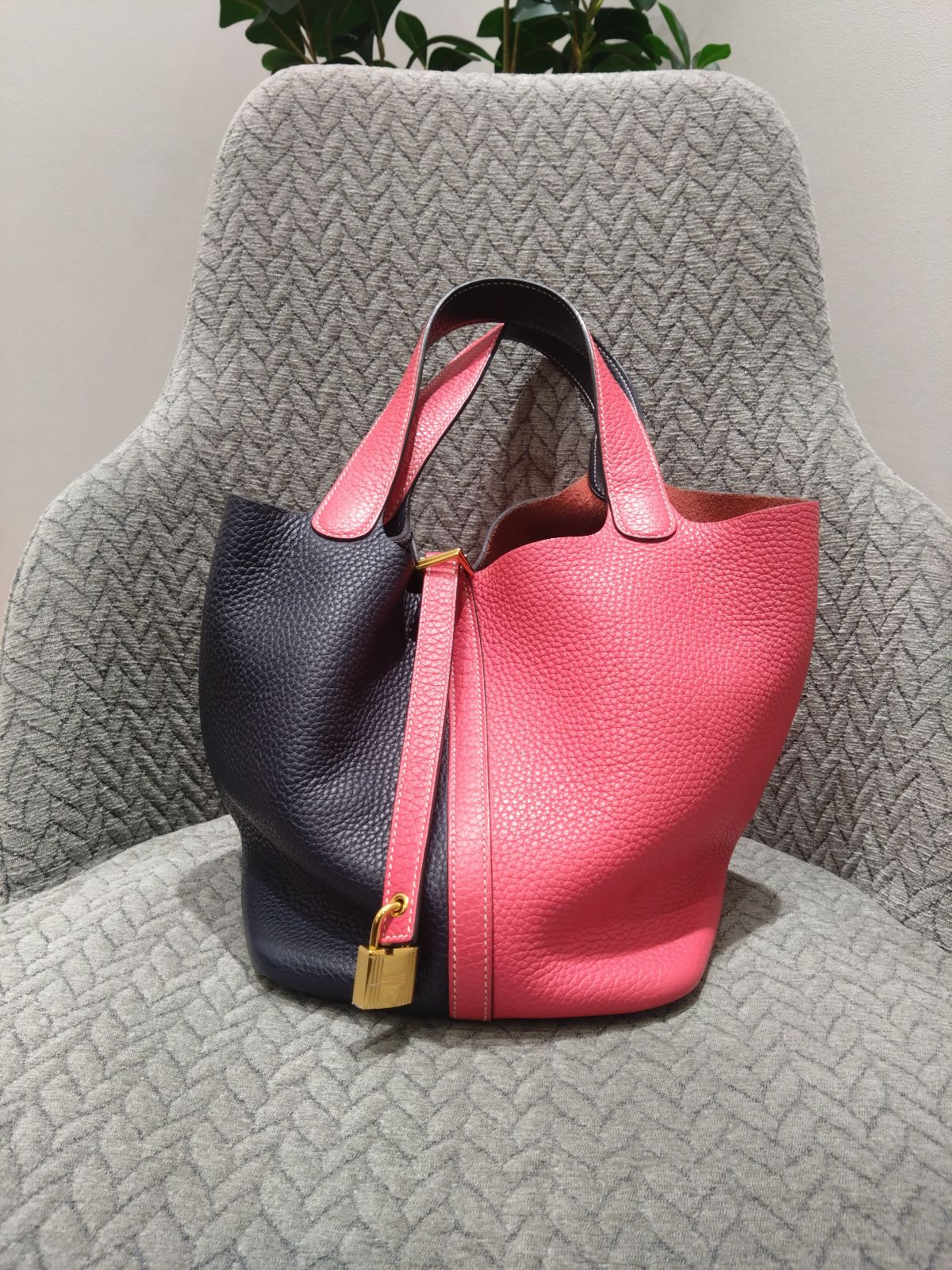 Images KOMEHYO（コメ兵）買取センターアミュプラザくまもと