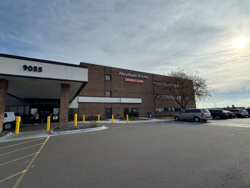 Allina Health Coon Rapids Pharmacy Image