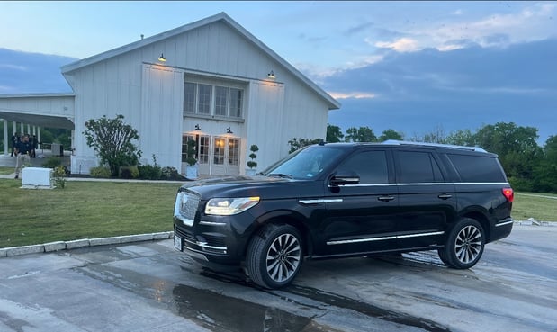 Images Addison Xpress Car & Limo Service