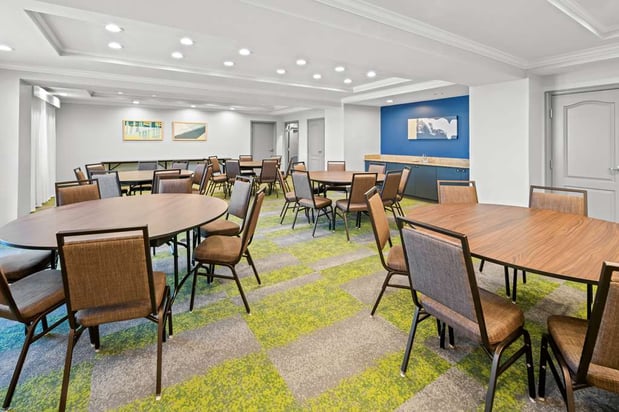 Images Spark by Hilton Woodbridge