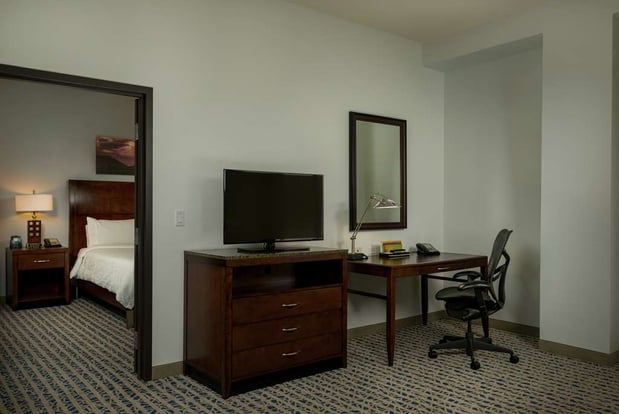 Images Hilton Garden Inn Phoenix Airport North