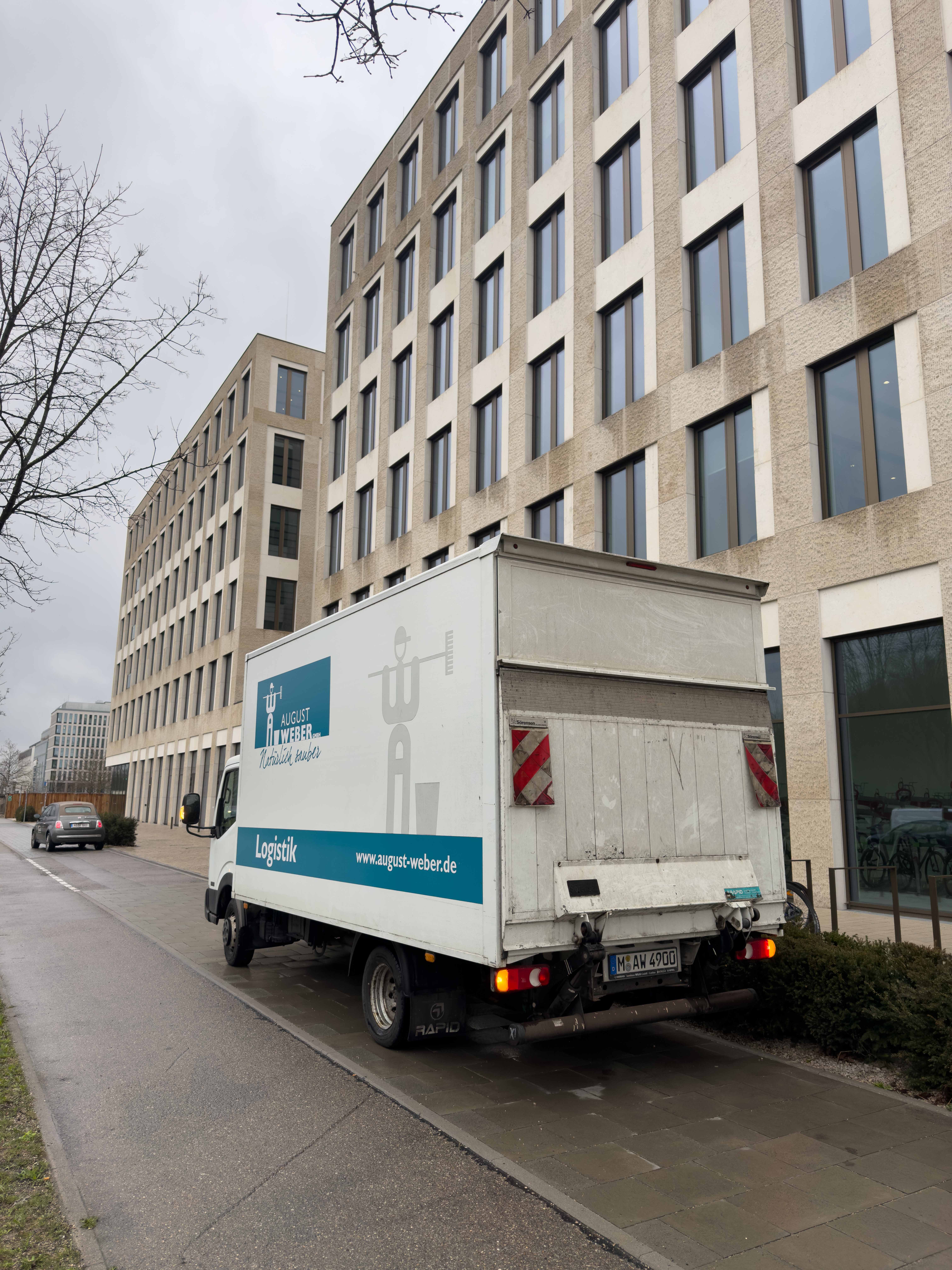 August Weber GmbH, Boschetsrieder Straße 70 in München