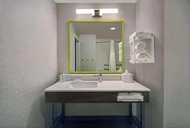 Images Hampton Inn Cave City