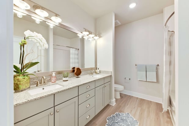 Images Cottage at North Beach Apartments