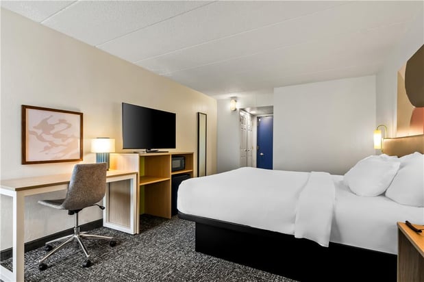 Images Spark by Hilton Wytheville Holston Rd I 81