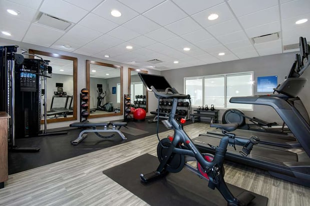 Images Hampton Inn & Suites Yonkers