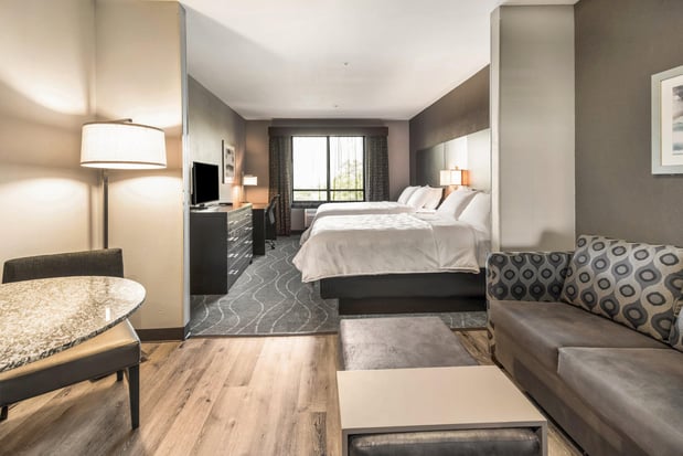 Images Holiday Inn & Suites Silicon Valley - Milpitas by IHG