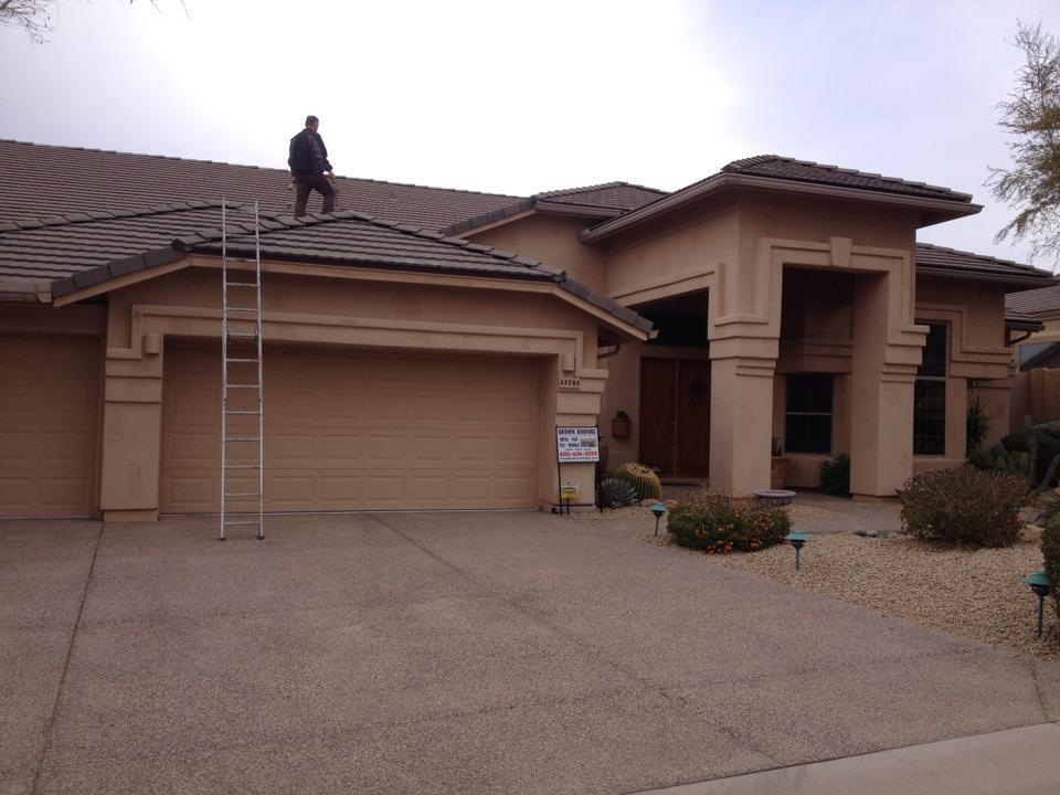 Brown Roofing Photo