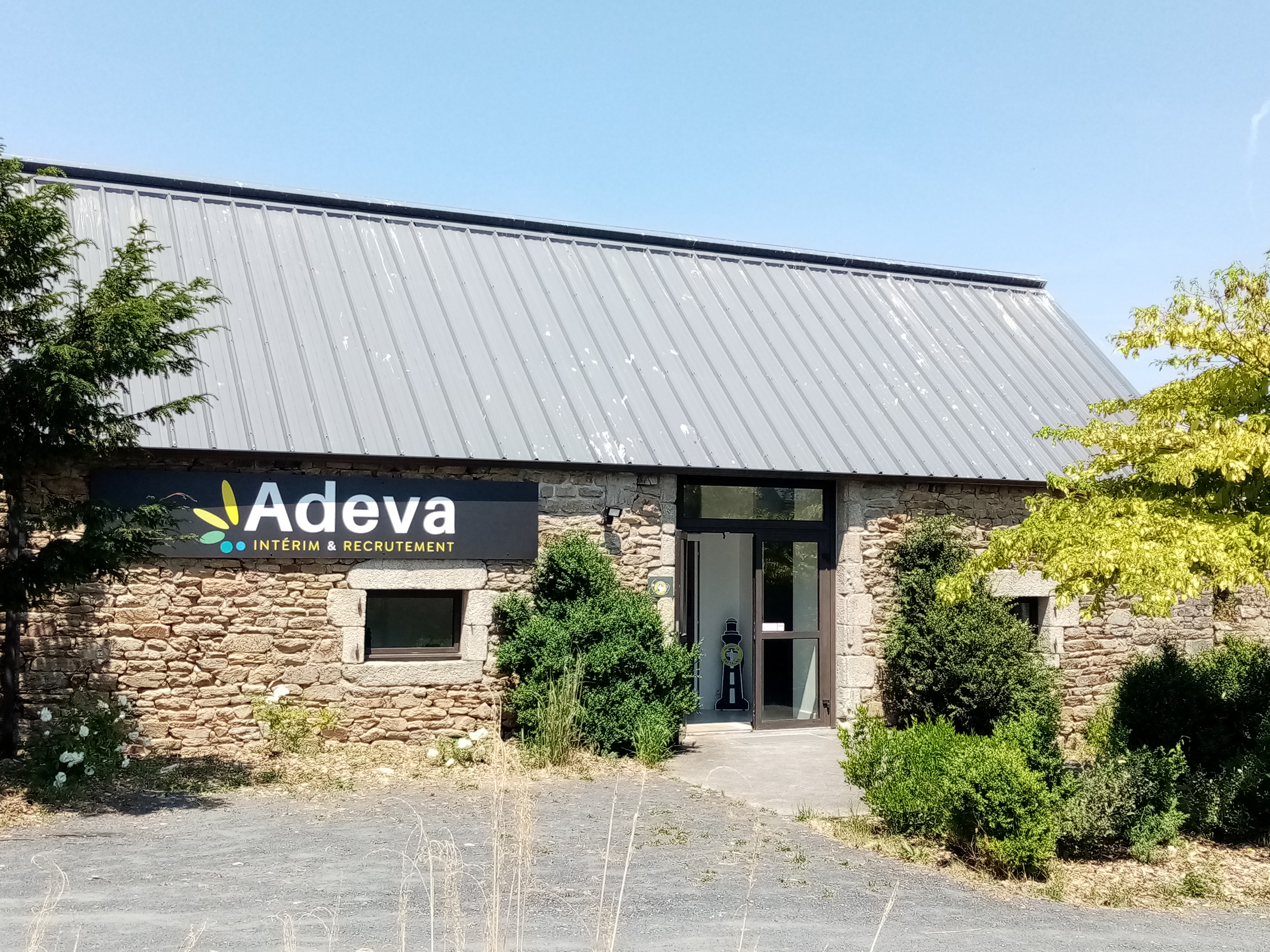 Foto 10 di Agence Adeva
