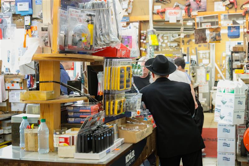 Images Crown Hardware & Plumbing Supply Inc