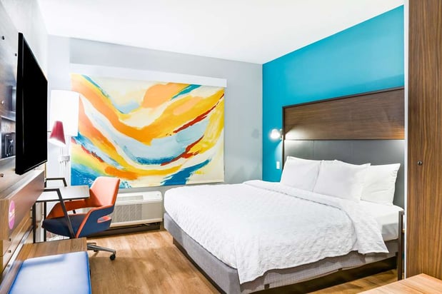 Images Tru by Hilton Midland