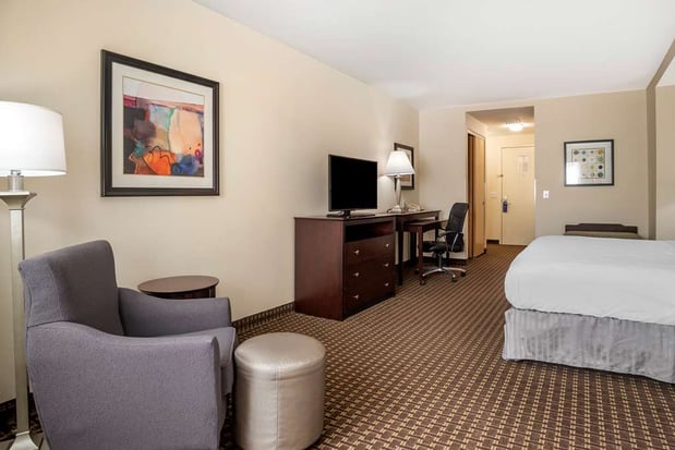 Images Best Western Plus Philadelphia Airport South at Widener University