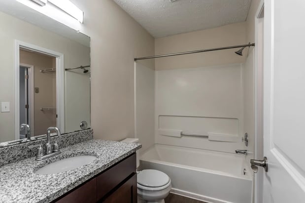 Images Bayside Apartment Homes