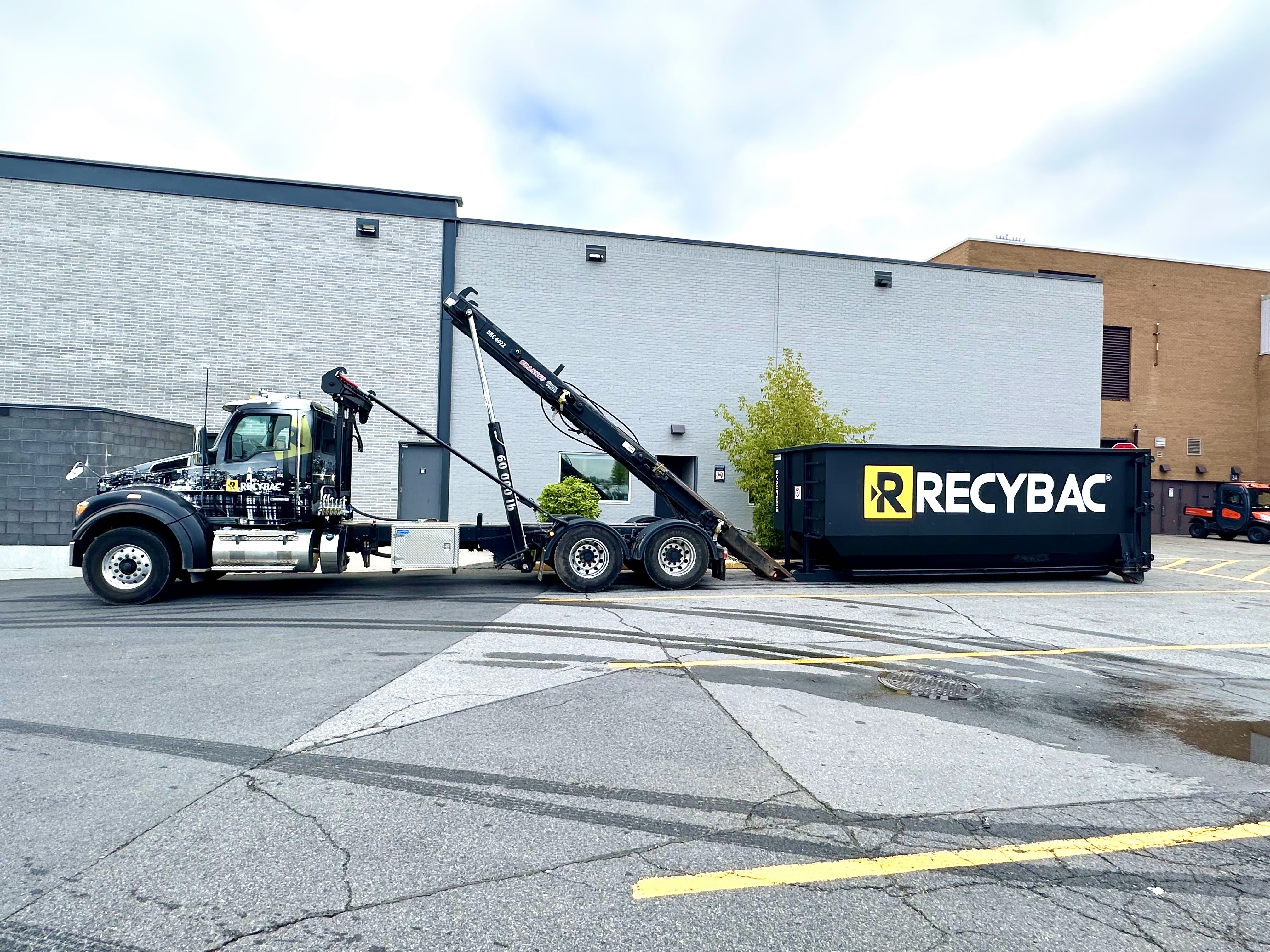 Images Location de conteneur RECYBAC Longueuil