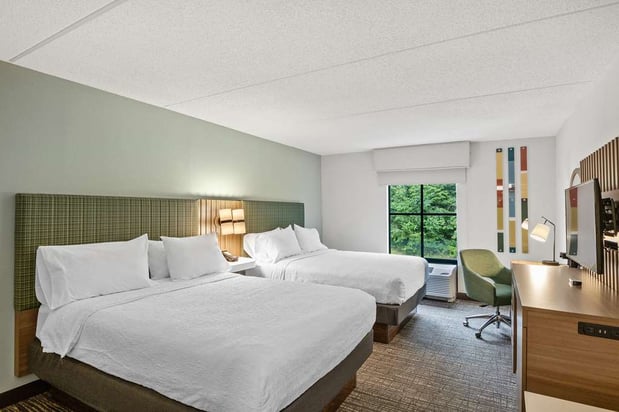 Images Hampton Inn & Suites Lake George