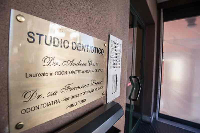 Images Carta Dr. Andrea Studio Dentistico