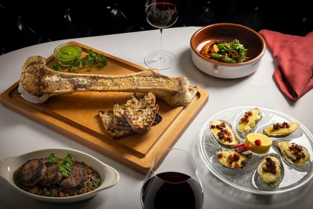 Golden Steer at One Fifth Image