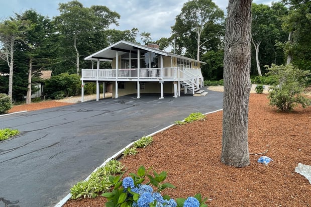 Images Bowen Real Estate of Cape Cod