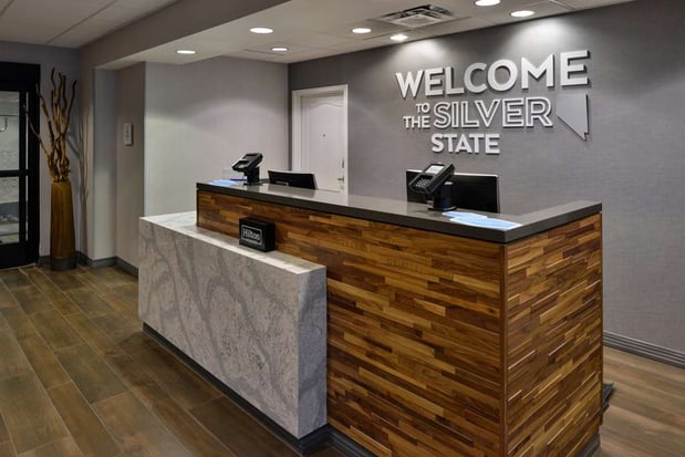Images Hampton Inn & Suites Las Vegas Airport