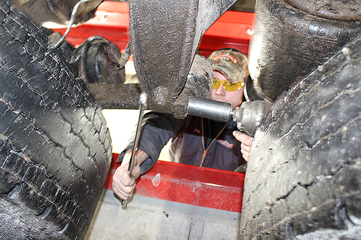Images Bauer Built Tire & Service