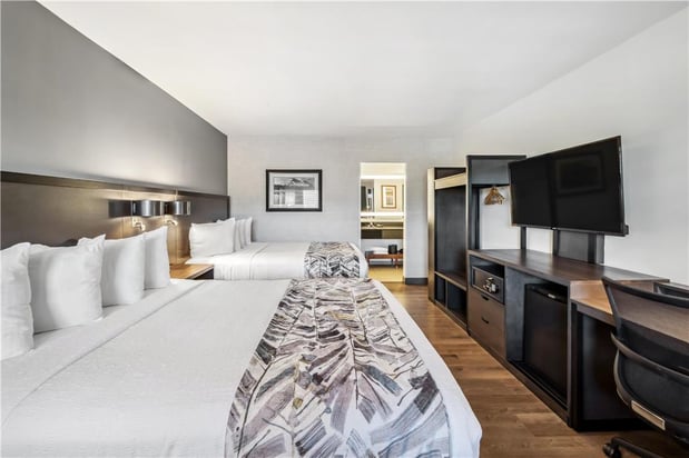 Images Best Western Plus Hilltop Inn