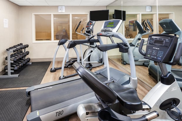 Images Holiday Inn Express & Suites Hampton South-Seabrook by IHG
