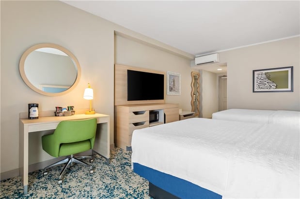 Images Hampton Inn & Suites St. Petersburg/Downtown