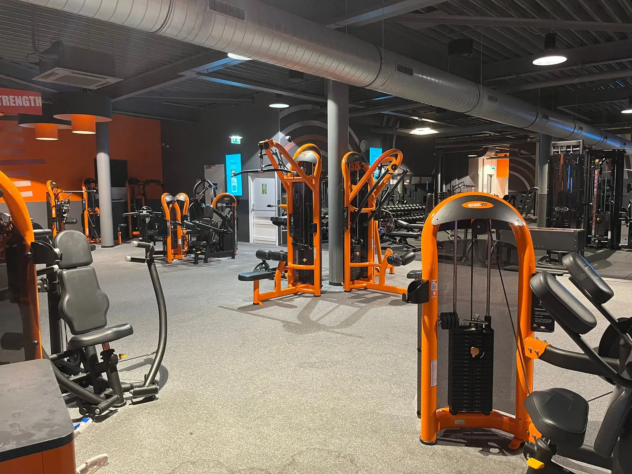 Foto's Basic-Fit 24/7