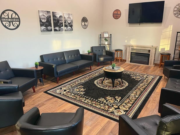 Images Hickory Vines Winery and Venue