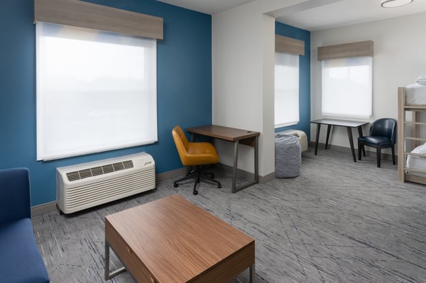 Images Holiday Inn Express & Suites Orlando International Airport by IHG
