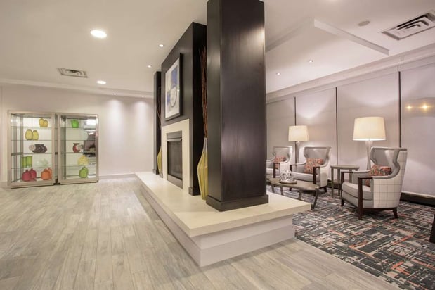 Images Hampton Inn & Suites Denver-Downtown