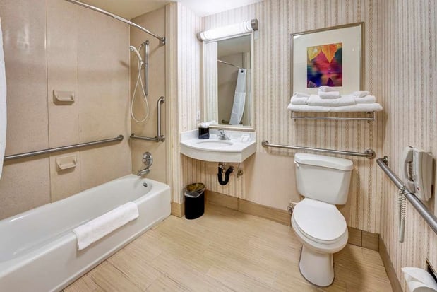 Images Hilton Garden Inn Portland Airport