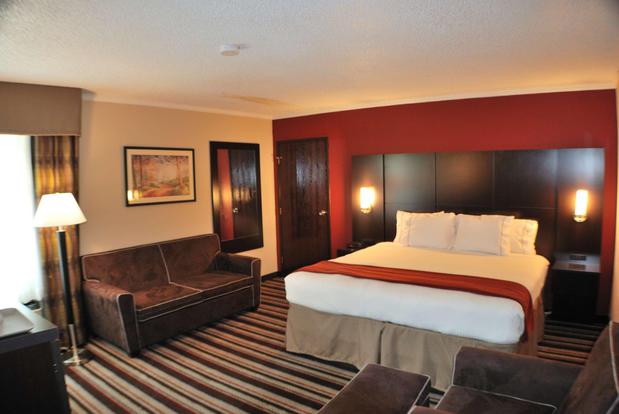 Images Holiday Inn Express Nashville W I40/Whitebridge Rd by IHG